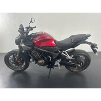 HONDA CB 650 RAC E-CLUTCH 2024